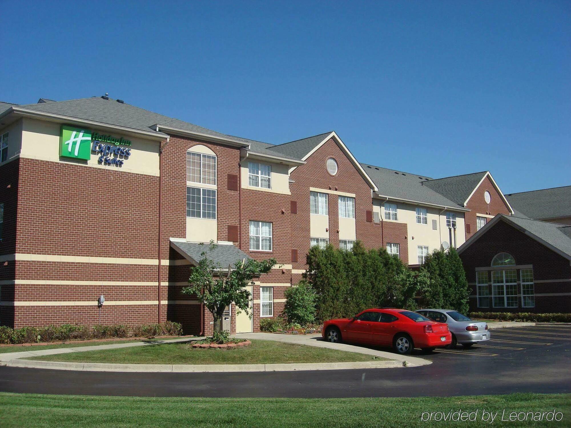 Holiday Inn Express Hotel & Suites Southfield - Detroit, An Ihg Hotel Exterior photo